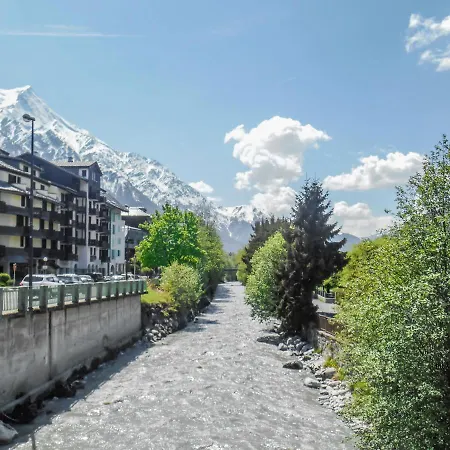 Vue Montblanc Magique En Centre-ville Avec Parking Chamonix